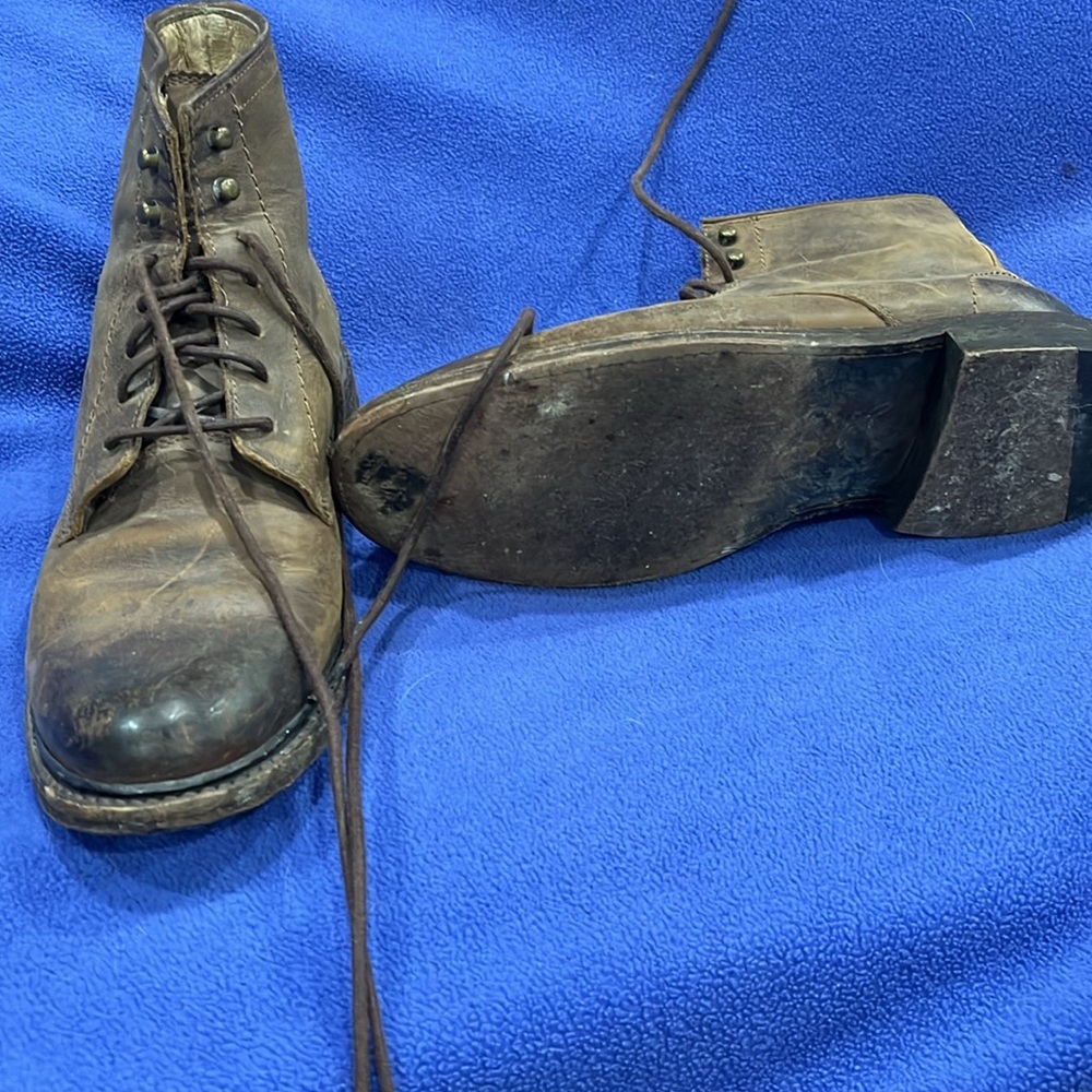 Frye boots - Picture 2 of 4